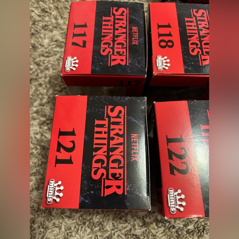 Funko Mini Stranger Things Pops Pre Loved—Pick one - Picture 15 of 16